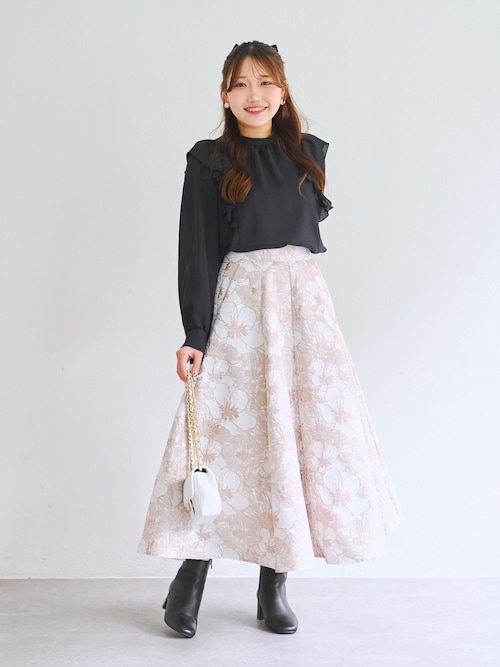 ラブティックボンボン　花柄ジャガードスカート　ホワイト La boutique Bonbon（ラブティックボンボン） スカート 「お上品