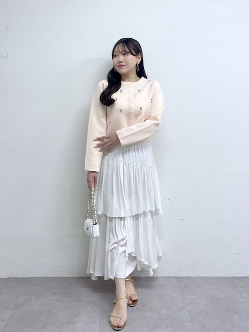 今すぐお届け！・お上品見え】ビジュー刺繍スポンディッシュジャケット