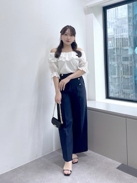 「La boutique BonBon（ラブティックボンボン）の【miki監修・新色登場】ドライオックスマリンパンツ（その他パンツ、ブルー系）」を使った、Rikoさん（レディース・158cm）の春コーディネート
