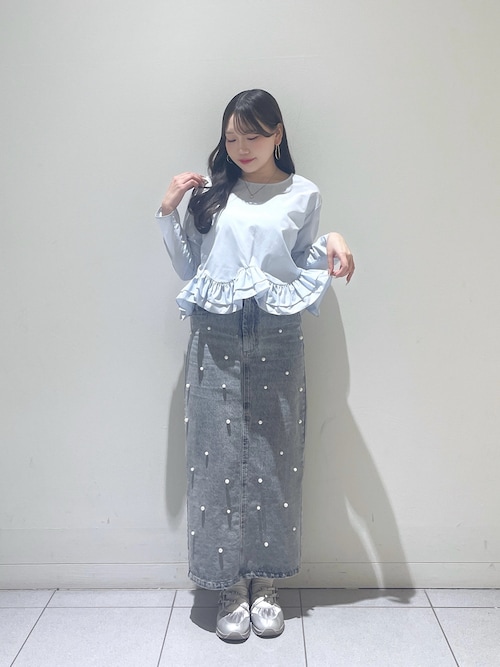 セール】【今すぐお届け！・3サイズあり】パール付きデニムタイト