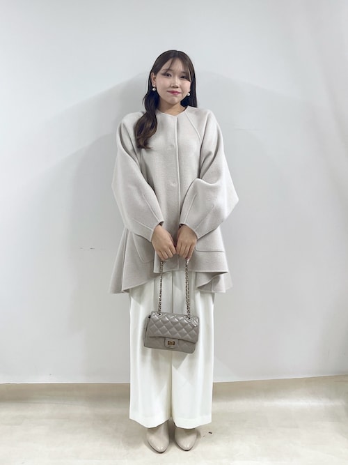 LaBoutiqueBonBon ライトラグランフレアコート フレアシルエットとぽわんと袖が魅力的な】ライトラグランフレア