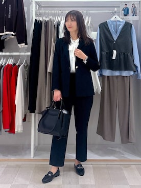 「GLOBAL WORK（グローバルワーク）のサイズ拡大/らくっション撥水2WAYローファー/131468（ローファー、ブラック系）」を使った、asamiさん（レディース）の春コーディネート