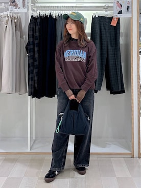 「アイテム（ハット、グリーン系）」を使った、asamiさん（レディース・161cm）の秋コーディネート