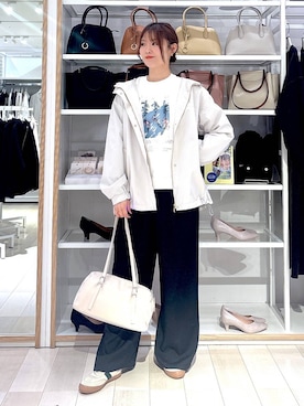 「GLOBAL WORK（グローバルワーク）のエアかるクラシックスニーカー/135751（スニーカー、ベージュ系）」を使った、asamiさん（レディース）の春コーディネート