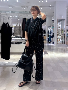「GLOBAL WORK（グローバルワーク）の調光アソートサングラス/283839（サングラス、ブラウン系）」を使った、asamiさん（レディース）の夏コーディネート