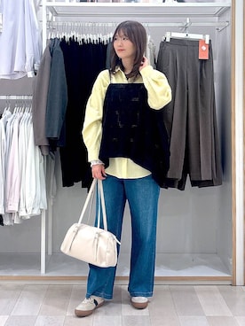 「GLOBAL WORK（グローバルワーク）のエアかるクラシックスニーカー/135751（スニーカー、ベージュ系）」を使った、asamiさん（レディース）の春コーディネート