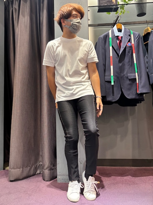 スタッズ 半袖 Tシャツ