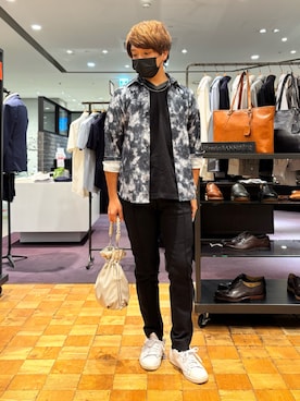 「スラックス」｜「アイテム（デニムパンツ）」を使った、kenta5351さん（メンズ・165cm）の夏コーディネート