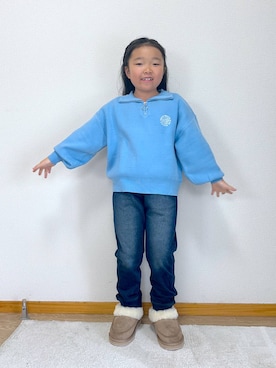 「アイテム（デニムパンツ）」を使った、Hina ママ さん（キッズ・121cm）の冬コーディネート
