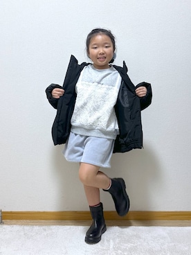 「アイテム（ブーツ）」を使った、Hina ママ さん（キッズ・115cm）の秋コーディネート