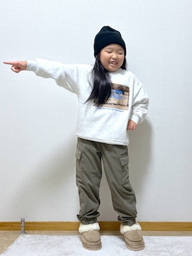 「アイテム（カーゴパンツ）」を使った、Hina ママ さん（キッズ・115cm）の秋コーディネート