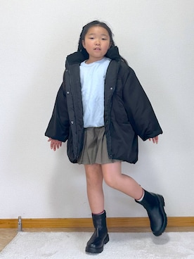 「アイテム（ダウンジャケット/コート）」を使った、Hina ママ さん（キッズ・121cm・40代）の冬コーディネート