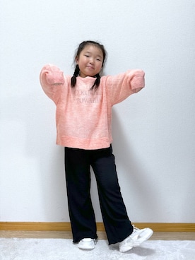 「アイテム（ニット/セーター）」を使った、Hina ママ さん（キッズ・115cm）の秋コーディネート