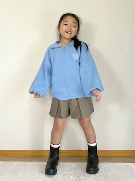 「アイテム（ニット/セーター）」を使った、Hina ママ さん（キッズ・115cm）の秋コーディネート