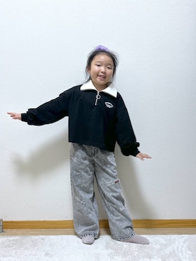 「アイテム（デニムパンツ）」を使った、Hina ママ さん（キッズ・115cm）の秋コーディネート