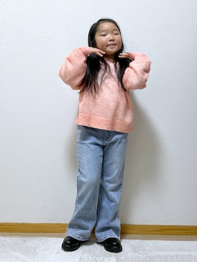 「アイテム（デニムパンツ）」を使った、Hina ママ さん（キッズ・121cm）の冬コーディネート