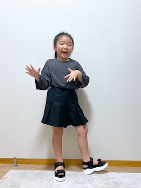 「GLOBAL WORK（グローバルワーク）のCHEER ONプリーツスカート/234592（スカート）」を使った、Hina ママ さん（キッズ・115cm）の夏コーディネート