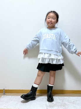 「アイテム（ブーツ）」を使った、Hina ママ さん（キッズ・115cm）の秋コーディネート