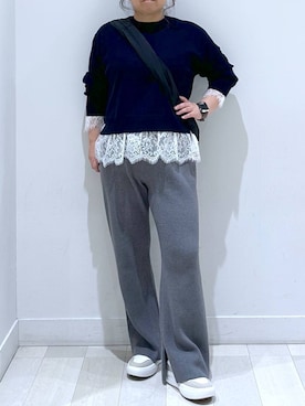 「GLOBAL WORK（グローバルワーク）のアイテム（スニーカー）」を使った、Hina ママ さん（レディース・147cm）の秋コーディネート