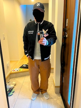 「NEWERA（ニューエラ）のアイテム」を使った、タキシードサムさん（メンズ・173cm）の冬コーディネート