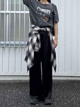 「しまむら（シマムラ）のアイテム（Tシャツ/カットソー、グレー系）」を使った、yuyuさん（レディース・160cm）の秋コーディネート