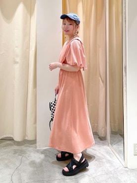 「w closet」｜「アイテム（帽子）」を使った、Shiho Moriokaさん（レディース・157cm）の夏コーディネート
