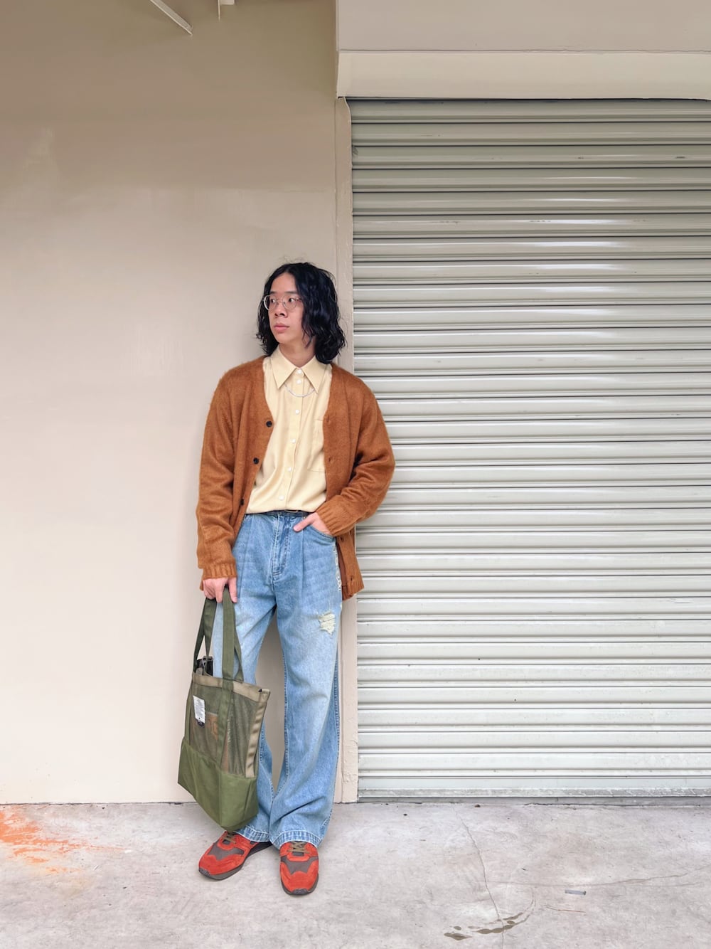 「復古、休閒、ootd、街頭穿搭、球鞋、日系極簡、牛仔褲、基礎款、阿美咔嘰、American Casual、REPRODUCTION OF FOUND、plateaustudio、clubstubborn」｜「HOUSTONのアイテム（トップス、ブラウン系）」を使った、阿圳｜Kyleさん（メンズ・171cm）の冬コーディネートの1枚目の写真