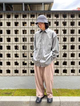 「plain-me（プレインミー）のアイテム（スラックス）」を使った、阿圳｜Kyleさん（メンズ・171cm）の冬コーディネート