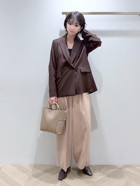 「アイテム（ハンドバッグ）」を使った、Mineさん（レディース・160cm・40代）の秋コーディネート