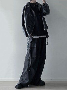 「LILL（リル）のアイテム（スウェット）」を使った、ユウさん（メンズ・182cm）の春コーディネート