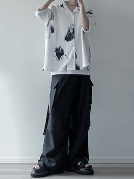 「LILL（リル）のアイテム（パンツ）」を使った、ユウさん（メンズ・182cm）の春コーディネート