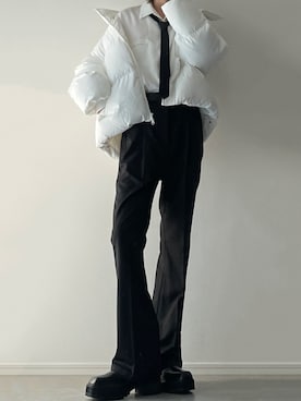 「LILL（リル）のアイテム（ダウンジャケット/コート）」を使った、ユウさん（メンズ・182cm）の秋コーディネート
