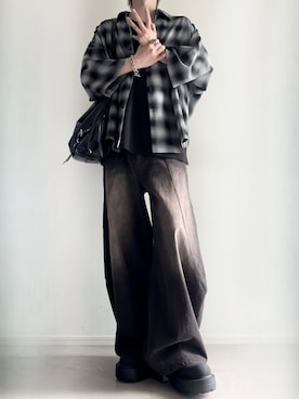 「cussil（クシル）の【cussil/クシル】TRストレッチルーズシルエット2wayオープンカラーシャツ（シャツ/ブラウス、ブラック系）」を使った、ユウさん（メンズ・182cm）の春コーディネート