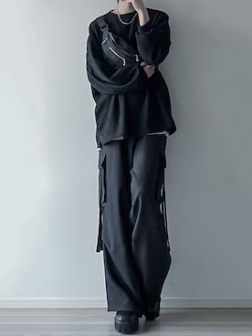 「LILL（リル）のアイテム（スウェット）」を使った、ユウさん（メンズ・182cm）の春コーディネート
