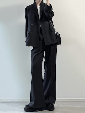 「アイテム（テーラードジャケット、ブラック系）」を使った、ユウさん（メンズ・182cm）の秋コーディネート