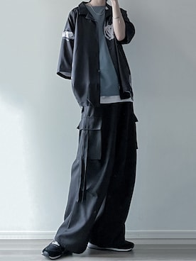 「LILL（リル）のアイテム（パンツ）」を使った、ユウさん（メンズ・182cm）の春コーディネート