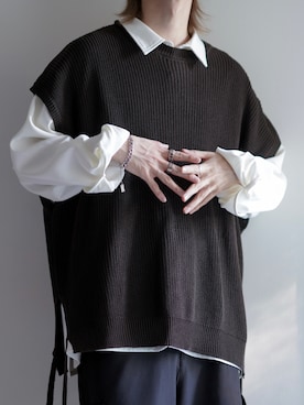 「LILL（リル）のアイテム（ベスト）」を使った、ユウさん（メンズ・182cm）の秋コーディネート