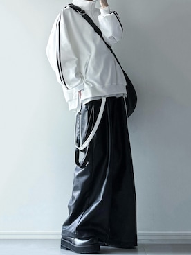 「アイテム（スウェット）」を使った、ユウさん（メンズ・182cm）の秋コーディネート