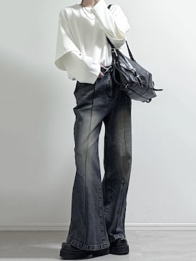 「アイテム（Tシャツ/カットソー）」を使った、ユウさん（メンズ・182cm）の秋コーディネート