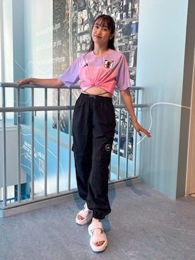 「サッカー」｜「アイテム（サンダル）」を使った、NFさん（レディース・163cm）の夏コーディネート