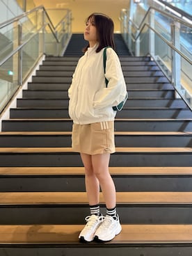 「カーゴスカート」｜「アイテム（ナイロンジャケット）」を使った、SWさん（レディース・157cm）の冬コーディネート