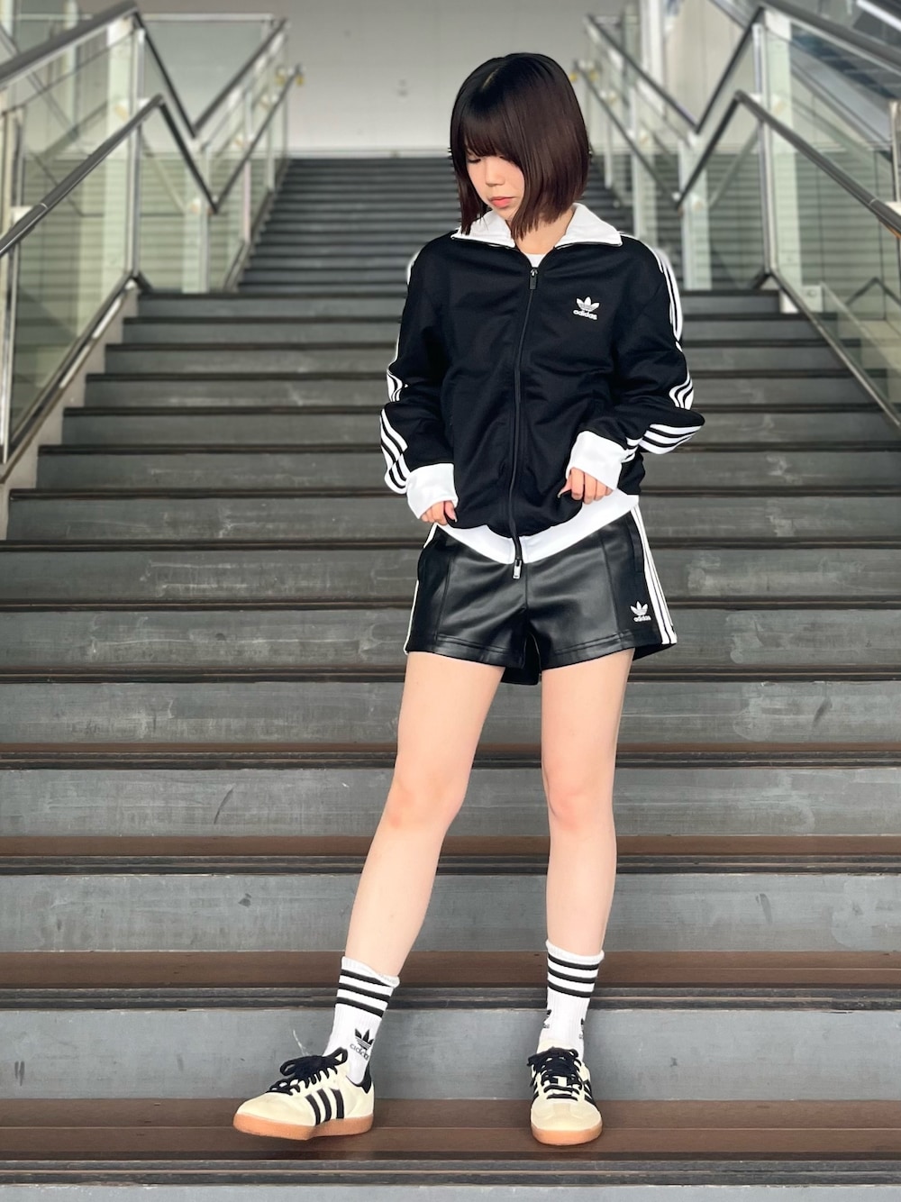 adidas 紫 花柄 ロデオクラウンズ トラックトップ 女性S