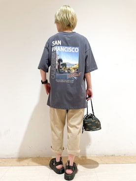 「CUBE SUGAR（キューブシュガー）のアイテム（パンツ）」を使った、SHOP STAFFさん（レディース・160cm）の夏コーディネート