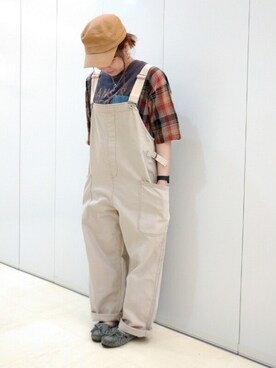 「アメカジ」｜「アイテム（オールインワン・サロペット、ベージュ系）」を使った、SHOP STAFFさん（レディース・160cm）の夏コーディネート