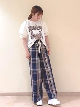 「CUBE SUGAR（キューブシュガー）のアイテム」を使った、SHOP STAFFさん（レディース・160cm）の夏コーディネート