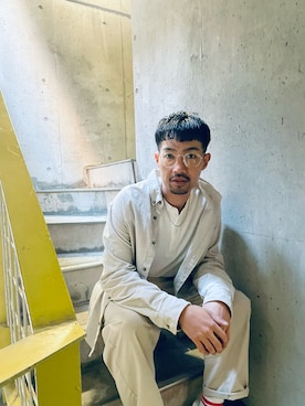 「アイテム（チノパンツ）」を使った、Gon-zさん（メンズ・172cm・30代）の春コーディネート