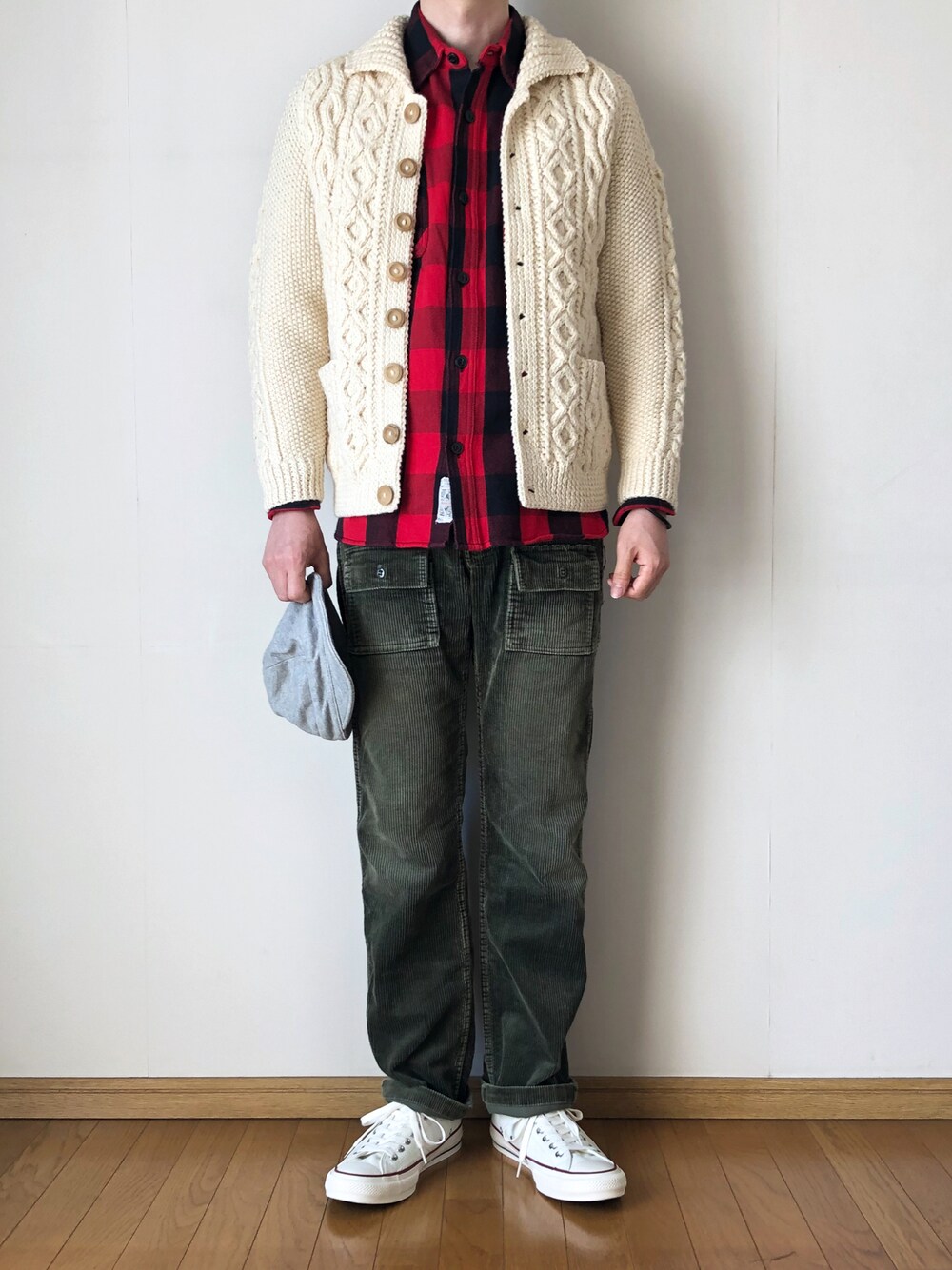 INVERALLAN / インバーアラン 3A LUMBER CARDIGAN を使った