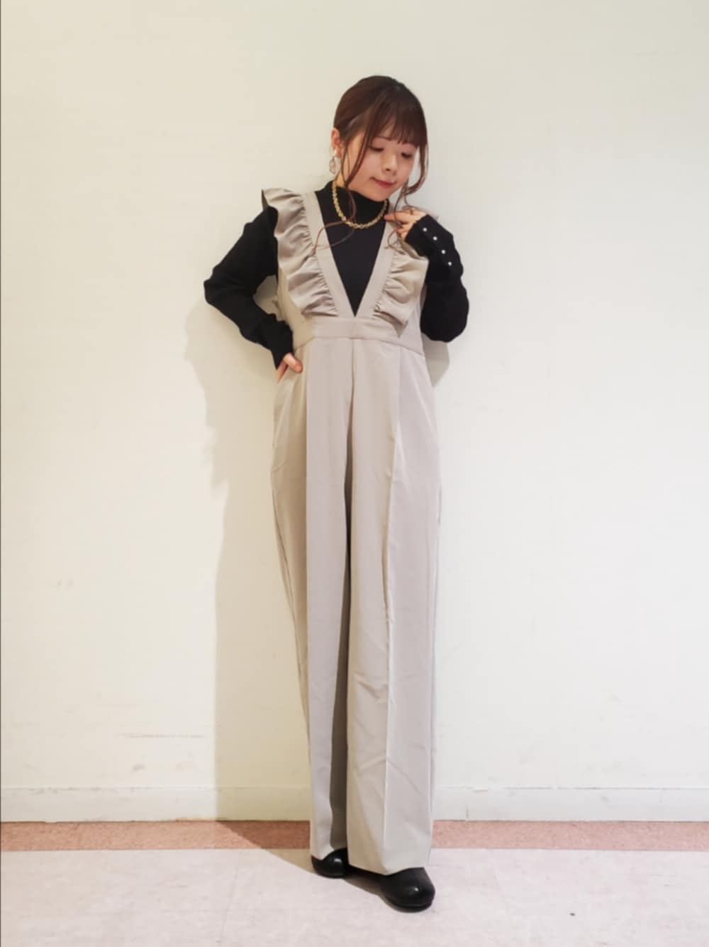 「ニット、シンプルコーデ、オトナ女子、お出かけコーデ、大人コーデ、きれいめカジュアル、フリル、低身長、低身長コーデ」｜「canonlineshopでも購入可能です💻️💞のアイテム（トップス、その他）」を使った、𝚝𝚊𝚖𝚊𝚖𝚒さん（レディース・148cm）の秋コーディネートの1枚目の写真