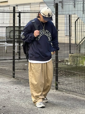 「SKOOKUM（スクーカム）のアイテム（スウェット）」を使った、DAIGOさん（メンズ・166cm）の秋コーディネート