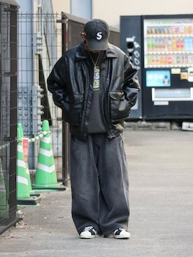 「アイテム（ウォレットチェーン）」を使った、DAIGOさん（メンズ・166cm）の冬コーディネート